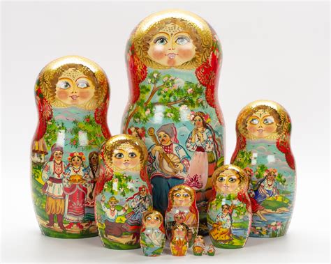 ukrainian babushka dolls